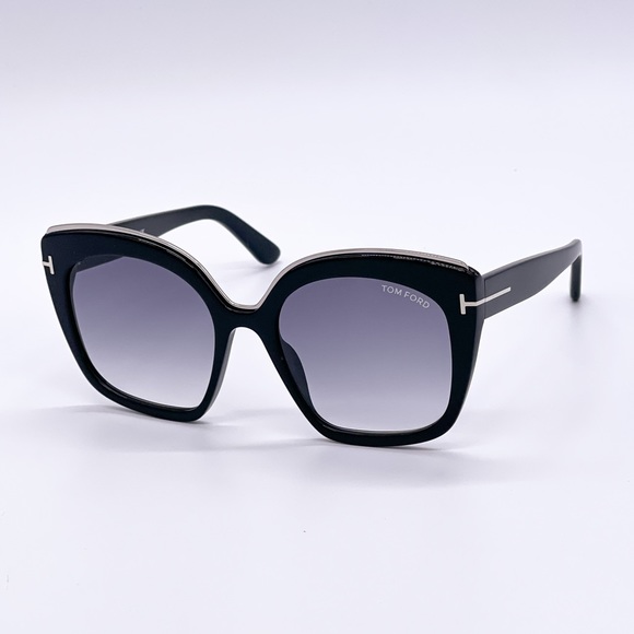 NEW TOM FORD CHANTALLE TOM FORD TF944 01B WOMEN SUNGLASSES TOM FORD FT0944 - Picture 3 of 12